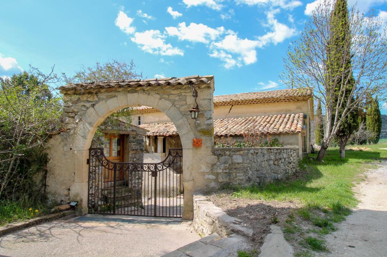 Mas De Reilhanette Montbrun-les-Bains Zewnętrze zdjęcie